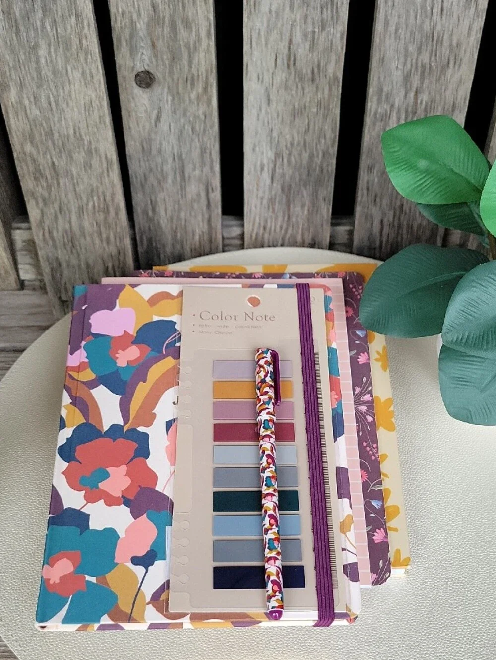 Vera Bradley Fabric Covered Floral Journal Immersed Blooms, Pen & Supplies